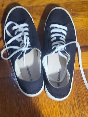 Soludos Black Canvas Low-Top Sneakers with White Trim